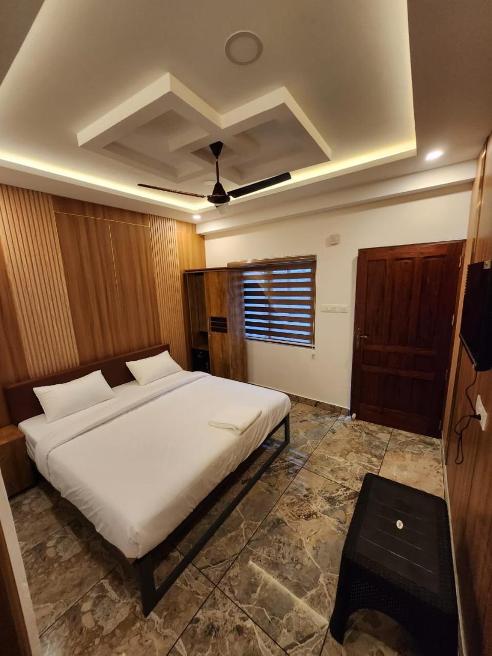 Royal View Residency Hotel Attingal Exterior photo